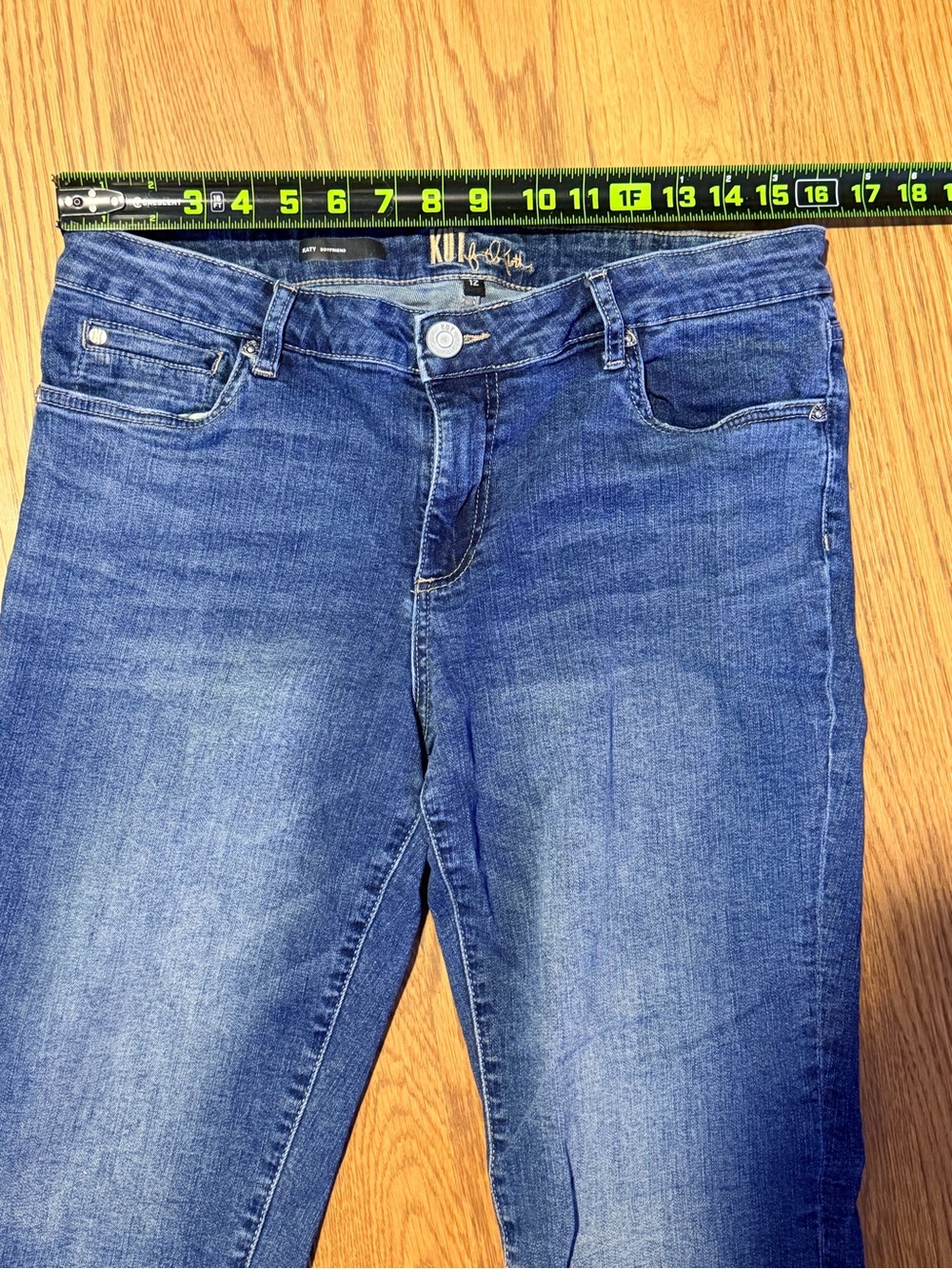 KUT From The Kloth Katy Boyfriend Jeans Medium Wash Straight Leg - Picture 4 of 13